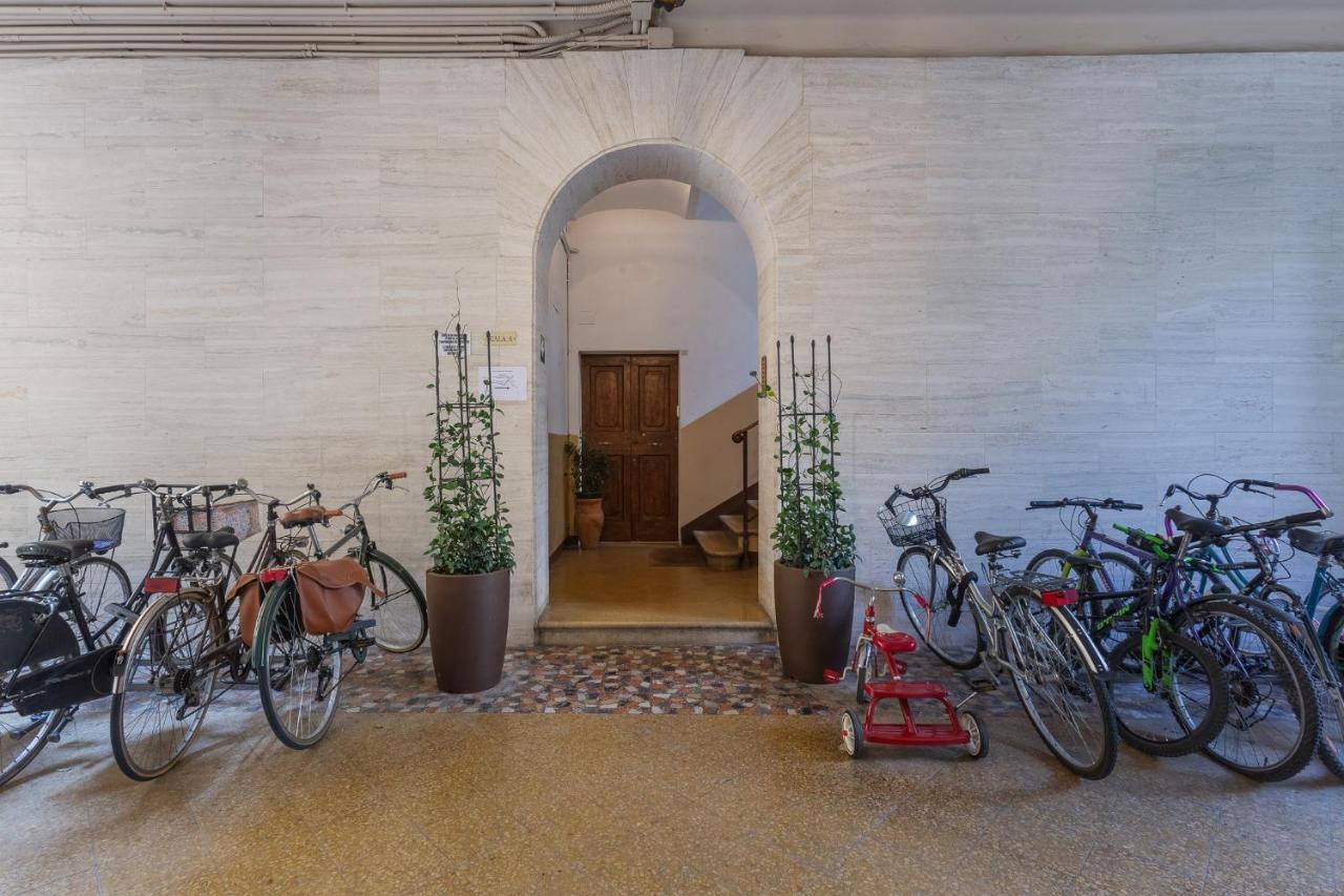 Accademia Delle Belle Arti University Apartment 볼로냐 외부 사진